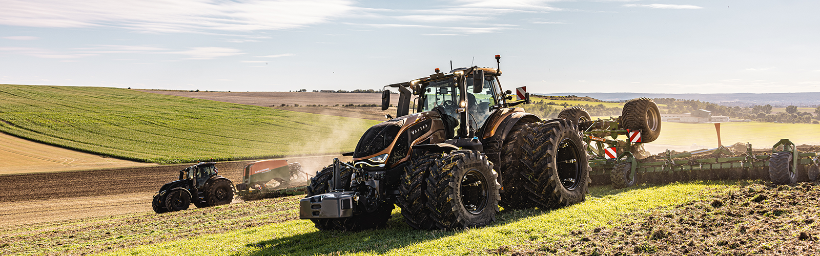 Download Valtra operator manuals