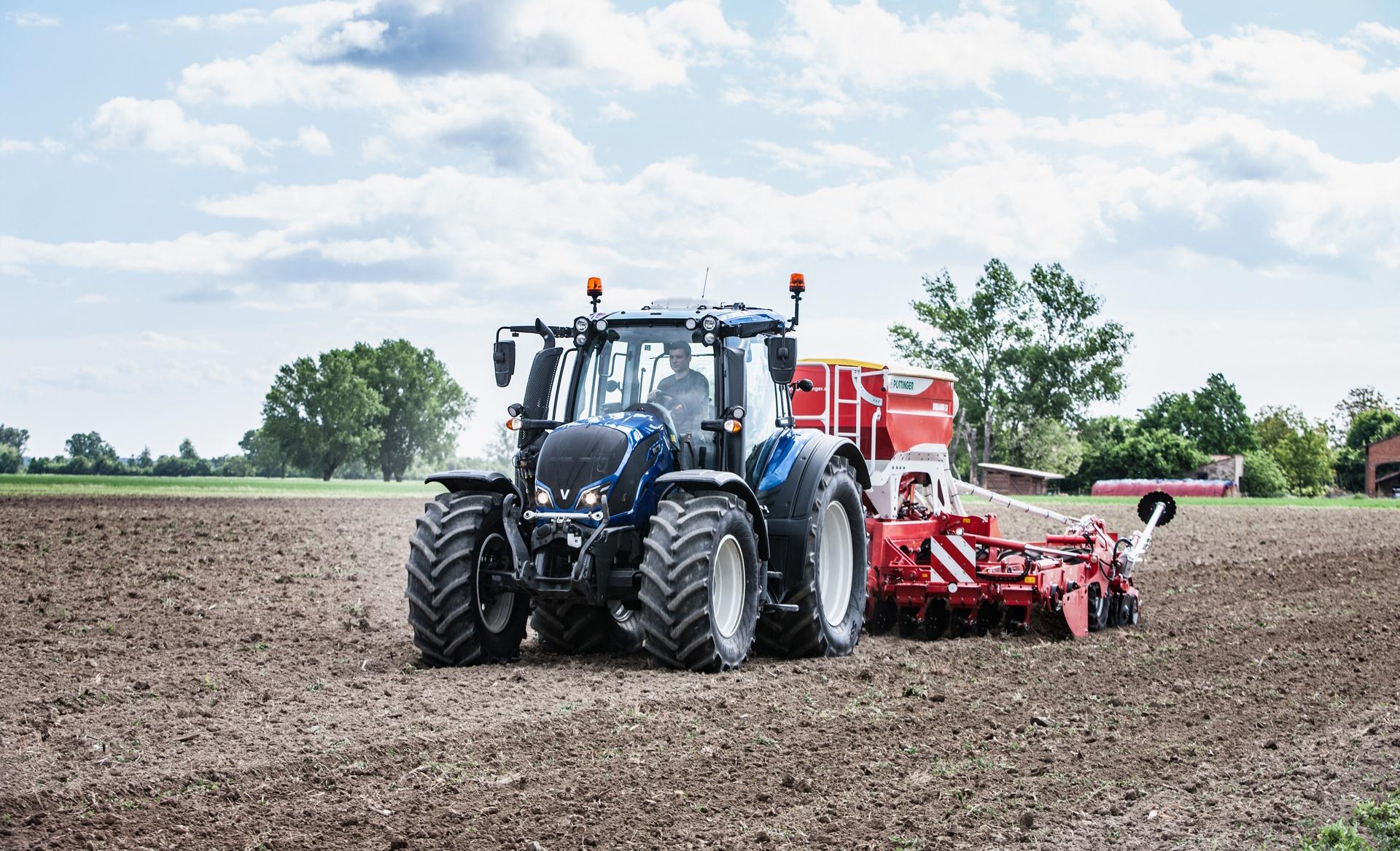 Neste MY erneuerbarer Kraftstoff in einem Traktor der Valtra N-Serie